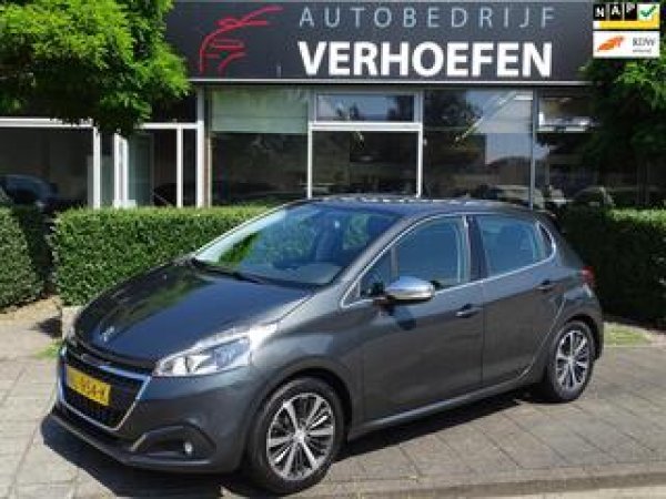 Peugeot 208 1.2 PureTech Allure 2017 - voorkant