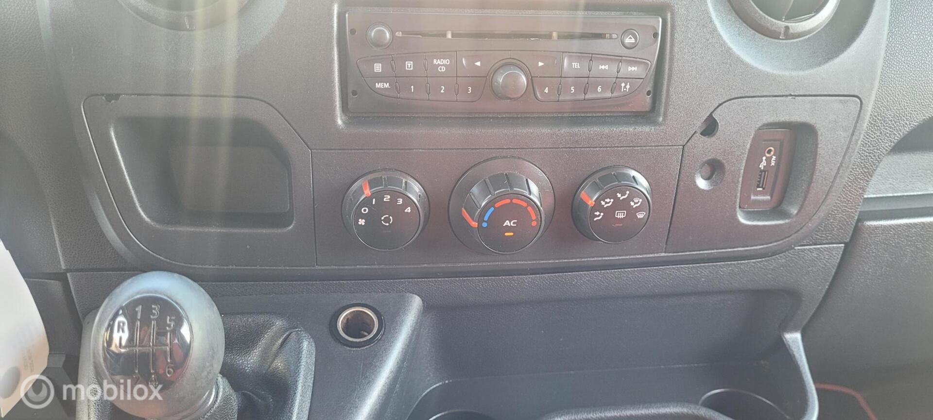 Foto van Renault Master Camper 104.000 KM