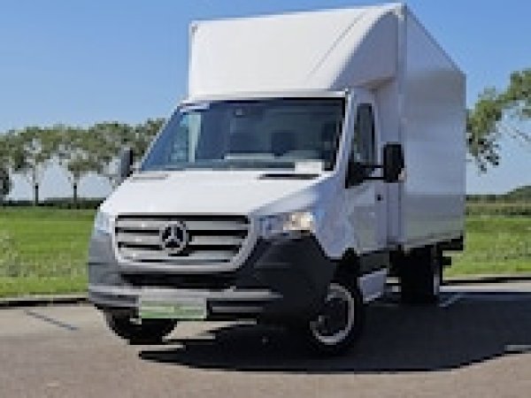 Mercedes-Benz Sprinter 516 CDI ac 2021 - voorkant