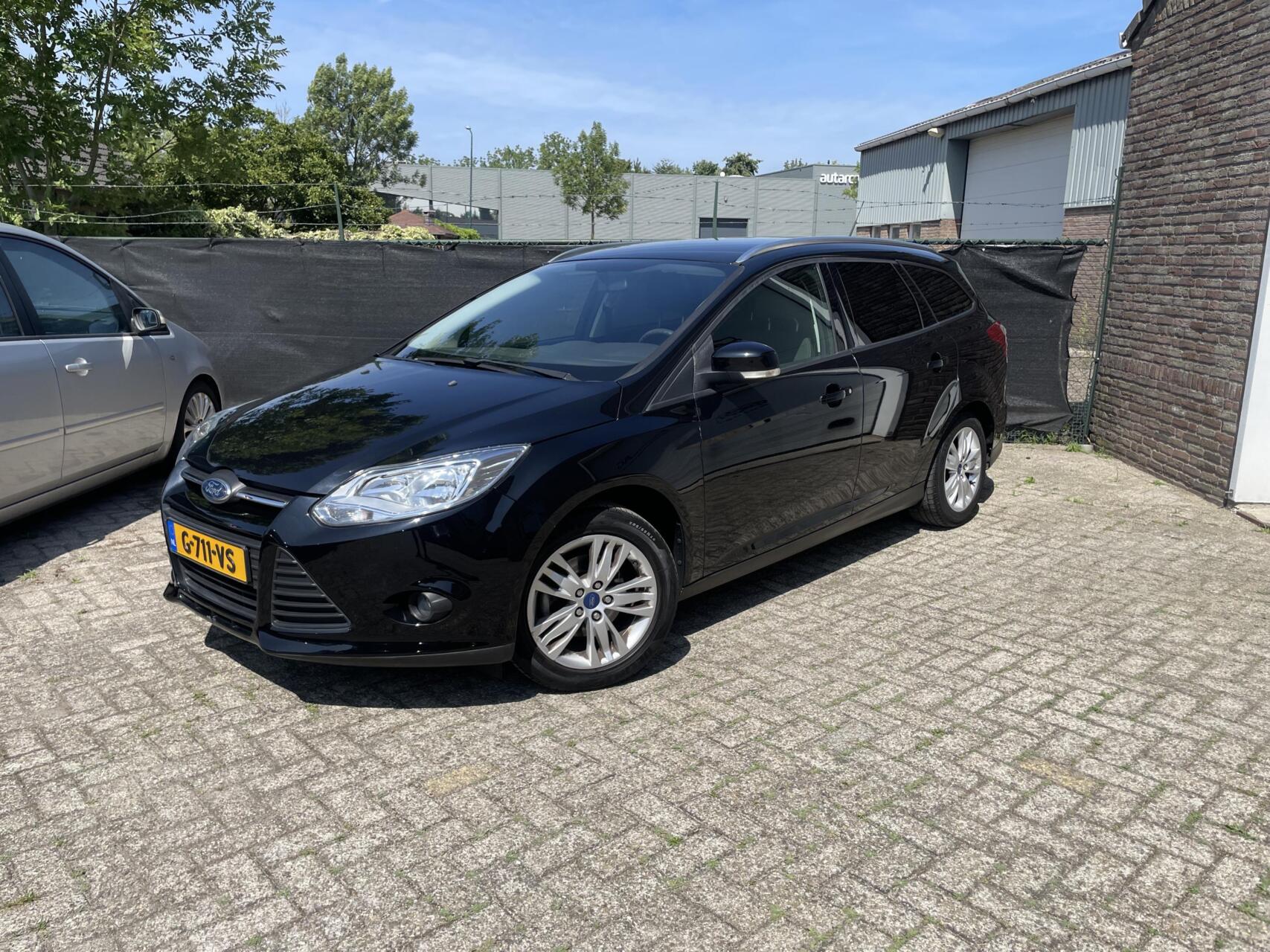 Ford Focus 1.6 TI-VCT Trend | AIRCO | STOELVERWARMING 2012 - voorkant
