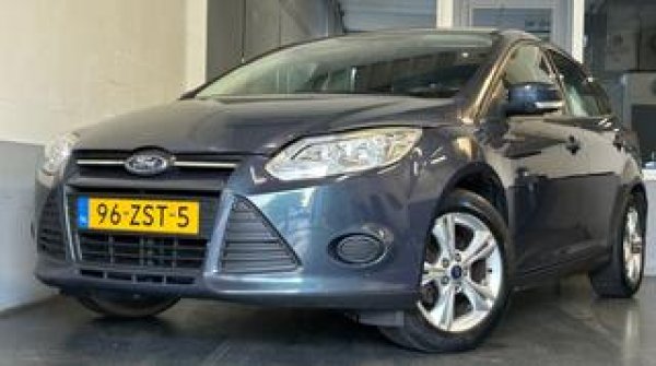 Ford Focus 1.6 TI-VCT Trend 2013 - voorkant
