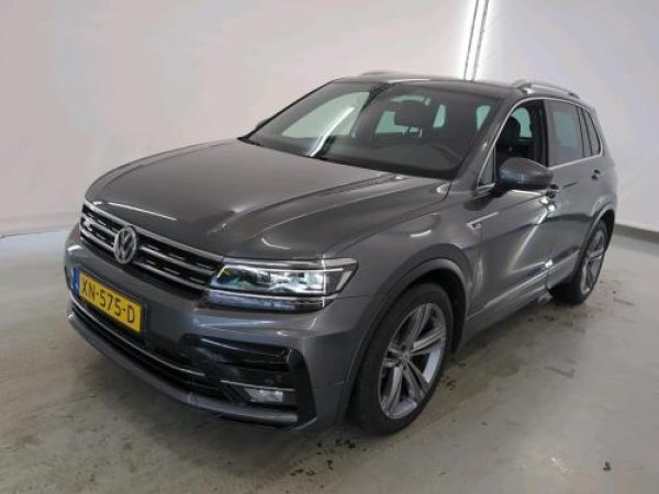 Volkswagen Tiguan 1.5 TSI ACT Highline Business R 2019 - voorkant