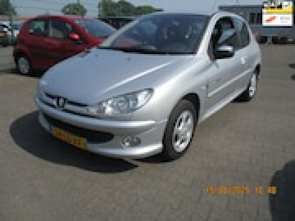 Foto van Peugeot 206