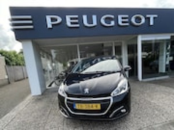 Peugeot 208 1.2 PureTech Blue Lion 2018 - voorkant