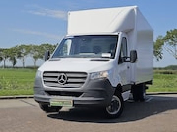 Mercedes-Benz Sprinter 516 CDI ac 2021 - voorkant