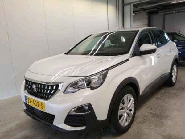 Peugeot 3008 1.2 PureTech Blue Lease Executive 2019 - voorkant