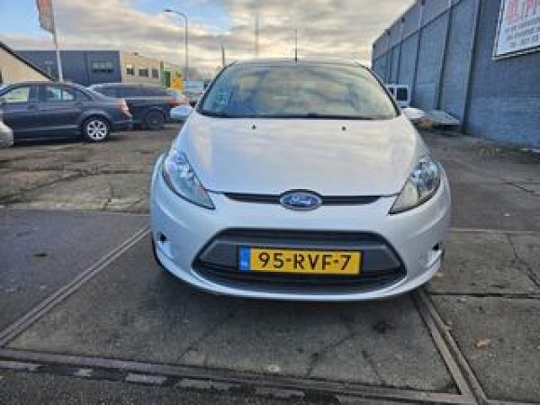 Ford Fiesta 1.25 Limited 2011 - voorkant
