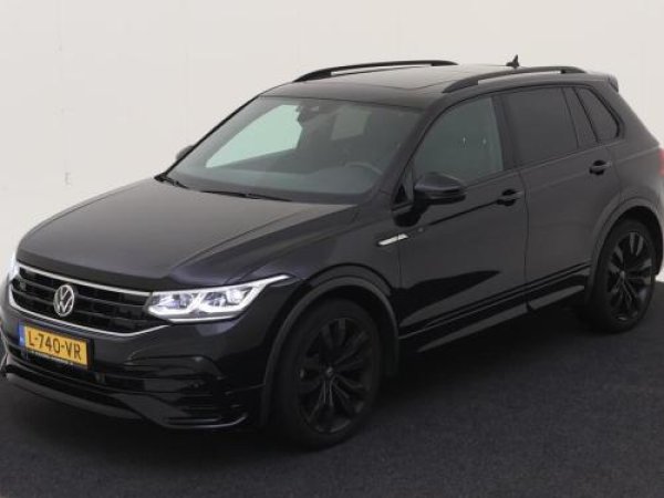 Volkswagen Tiguan 1.5 TSI R-Line 2021 - voorkant