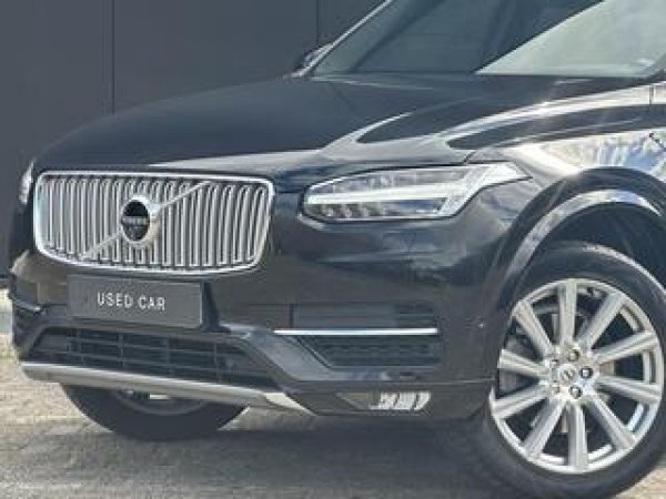 Volvo Xc90 2.0 T5 AWD Inscription 2017 - voorkant