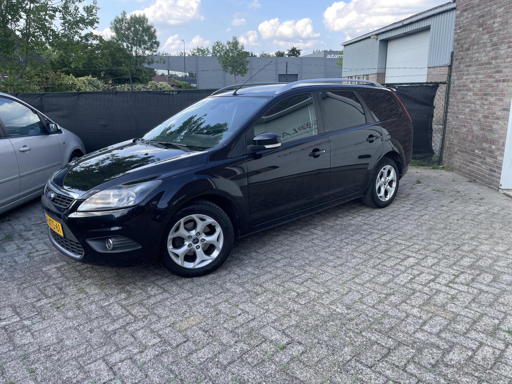 Foto van FORD FOCUS