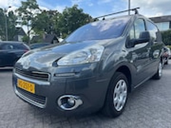 Foto van Peugeot Partner