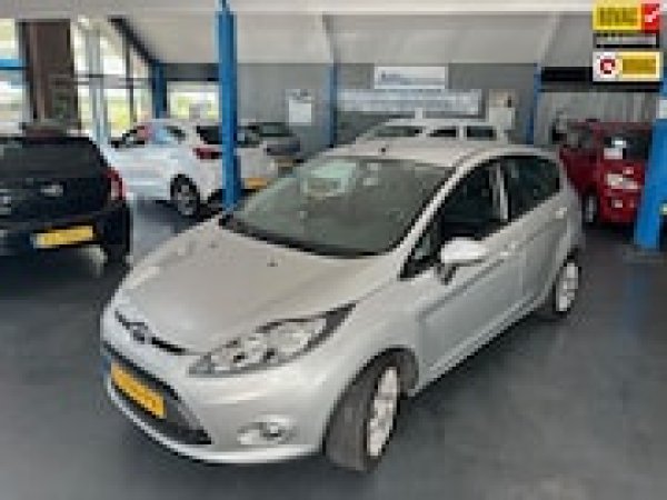 Ford Fiesta 1.25 Trend 2012 - voorkant