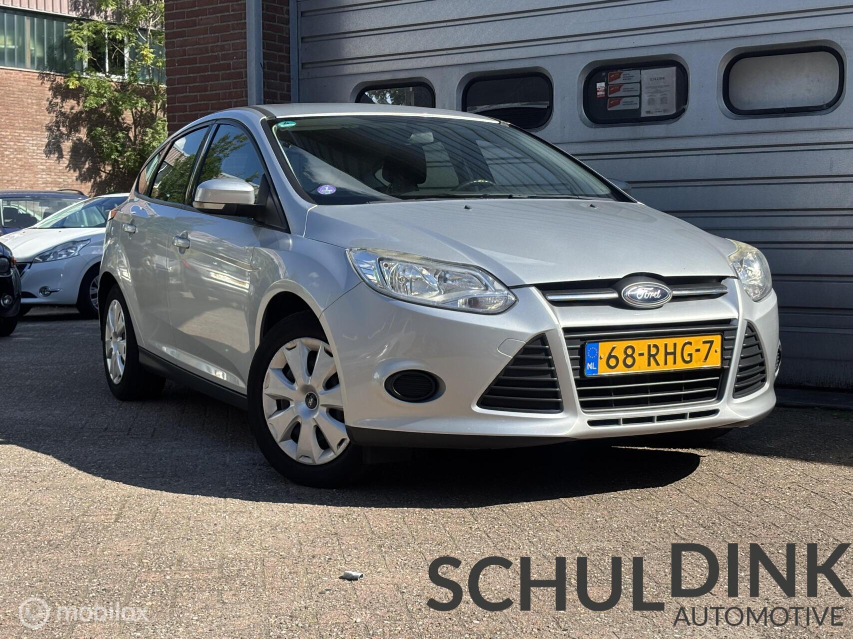 Foto van FORD FOCUS