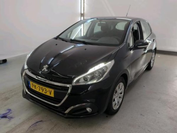 Peugeot 208 1.2 PureTech Blue Lease 2017 - voorkant