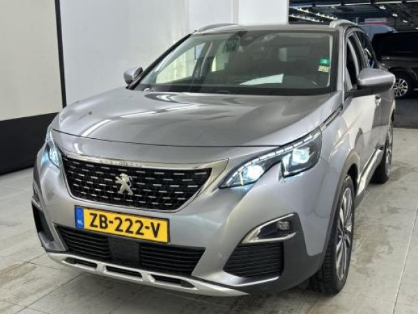 Peugeot 3008 1.2 PureTech Blue Lease Premium 2019 - voorkant