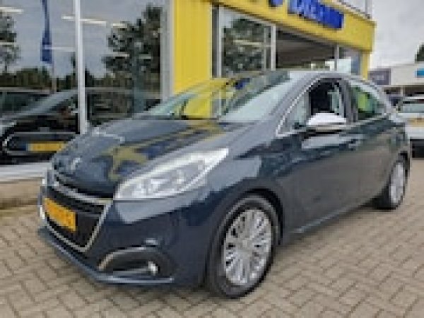 Peugeot 208 1.2 PureTech Blue Lease Allure 2019 - voorkant
