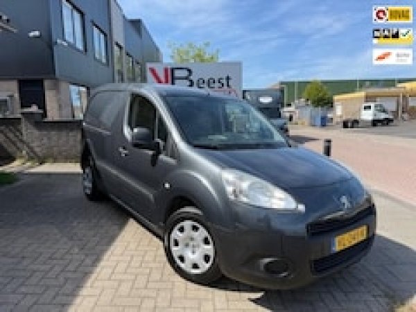 Foto van Peugeot Partner