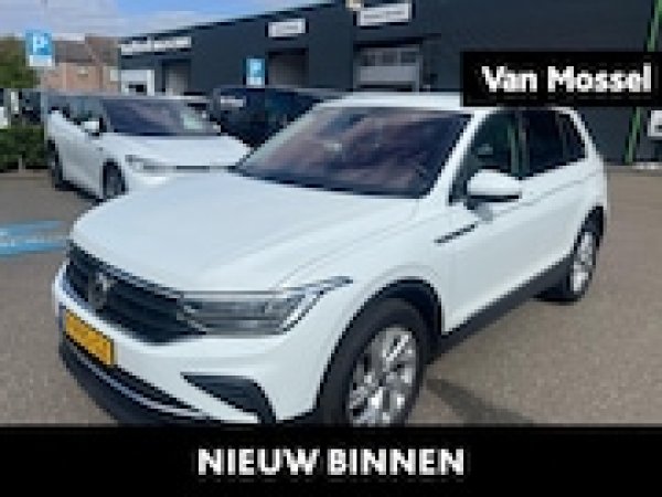 Volkswagen Tiguan 1.5 TSI Life Business 2021 - voorkant