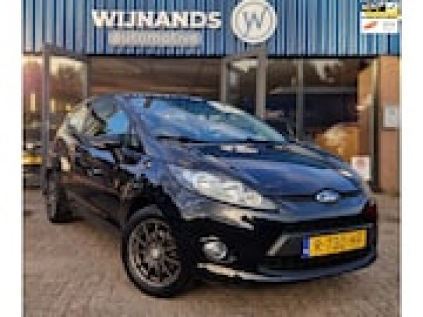 Ford Fiesta 1.25 Titanium 2012 - voorkant