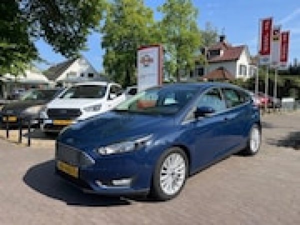 Ford Focus 1.0 Titanium Edition 2015 - voorkant