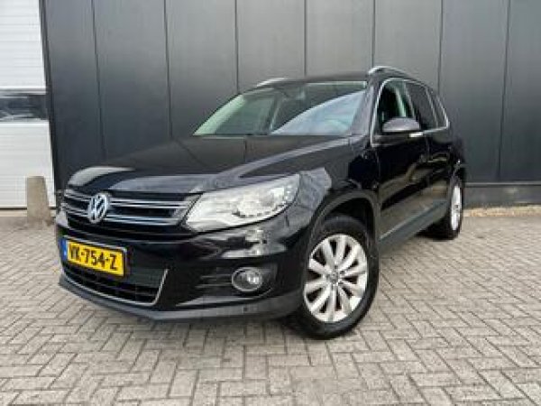 Volkswagen Tiguan 2.0tdi '11 Grijs Kenteken Navi 2011 - voorkant