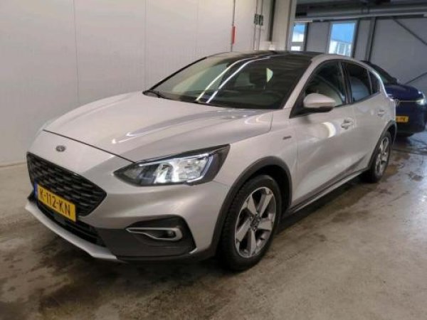Ford Focus 1.5 EcoBoost Active X Business 2021 - voorkant