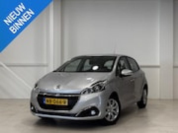 Peugeot 208 1.2 PureTech Blue Lion 2016 - voorkant