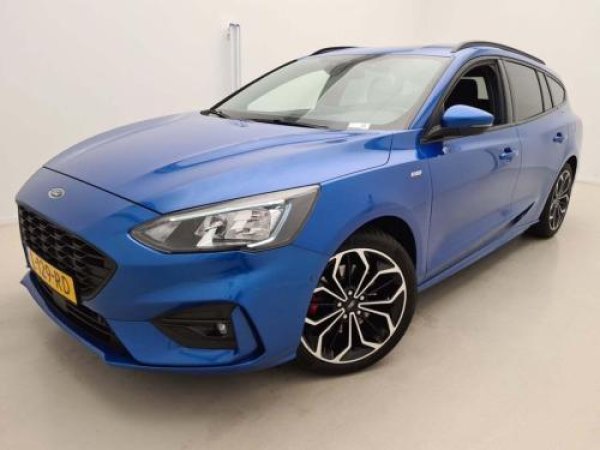 Ford Focus 1.5 EcoBoost ST Line X Business 2021 - voorkant