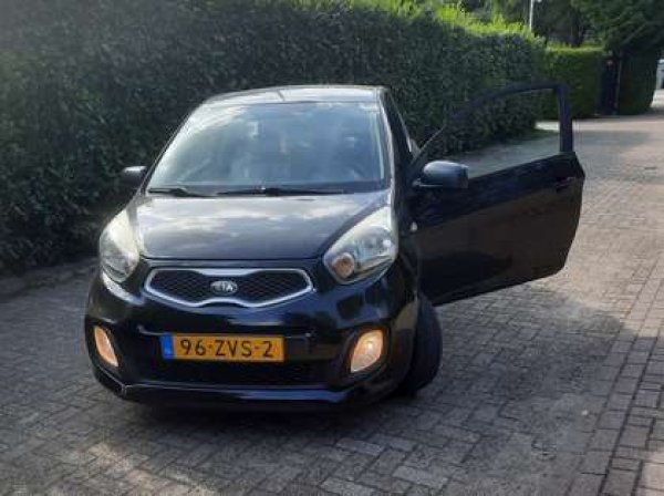 Kia Picanto 1.0 CVVT ISG 2013 - voorkant