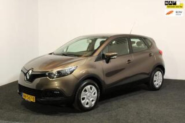 Renault Captur 0.9 TCe Authentique 2013 - voorkant