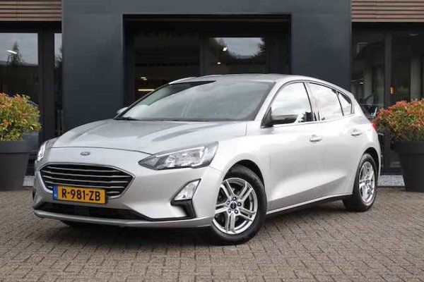 Ford Focus 1.0 EcoBoost Hybrid Titanium X Business 2021 - voorkant
