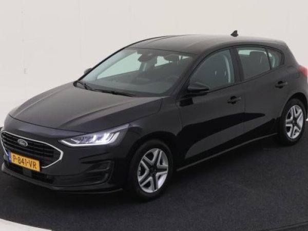 Ford Focus 1.0 EcoBoost Connected 2022 - voorkant