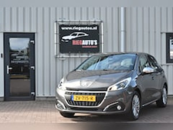 Peugeot 208 1.2 PureTech GT-Line 2018 - voorkant