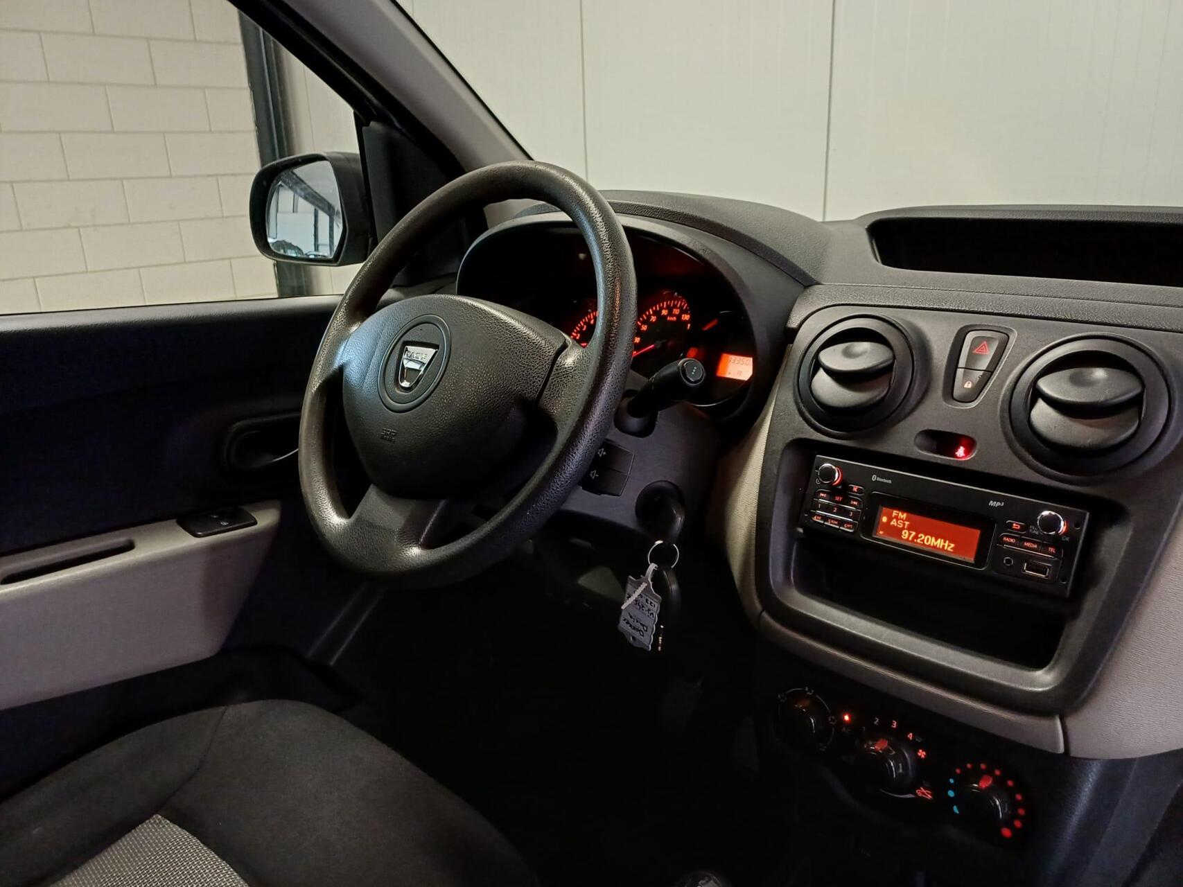 Foto van Dacia Dokker Bestel