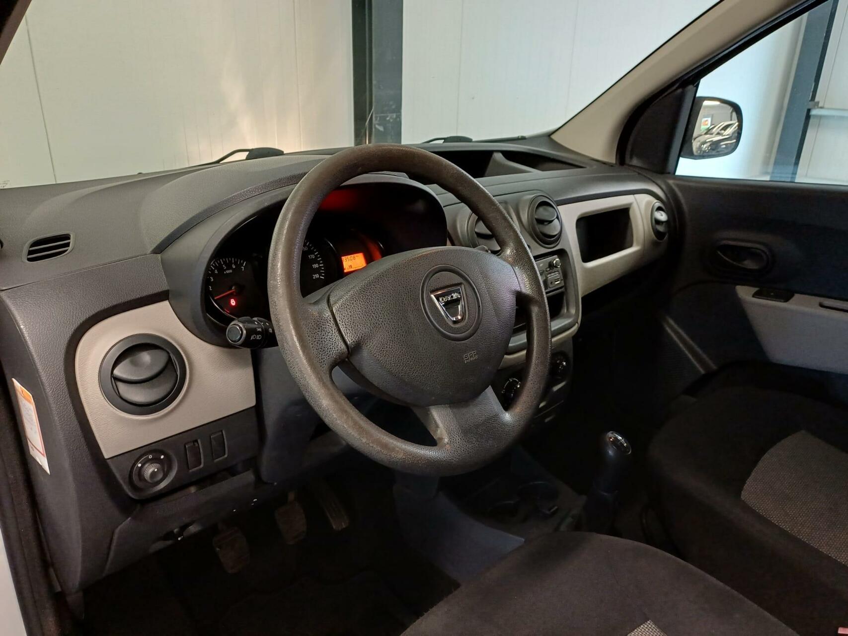 Foto van Dacia Dokker Bestel