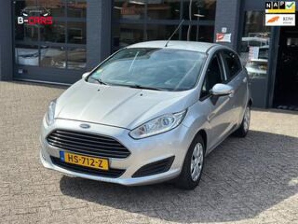 Ford Fiesta 1.5 TDCi Style Lease 2015 - voorkant