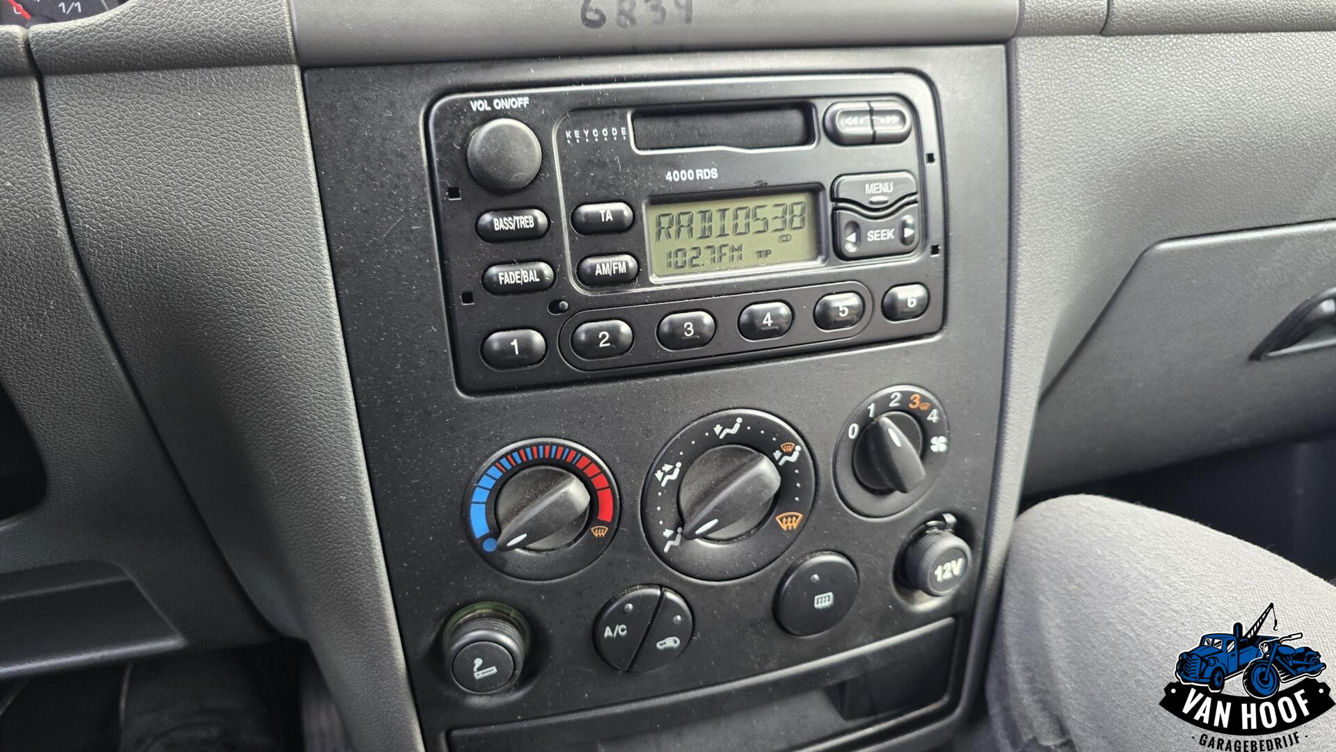 Foto van Ford Transit Connect 230l HR Van 1.8td 66