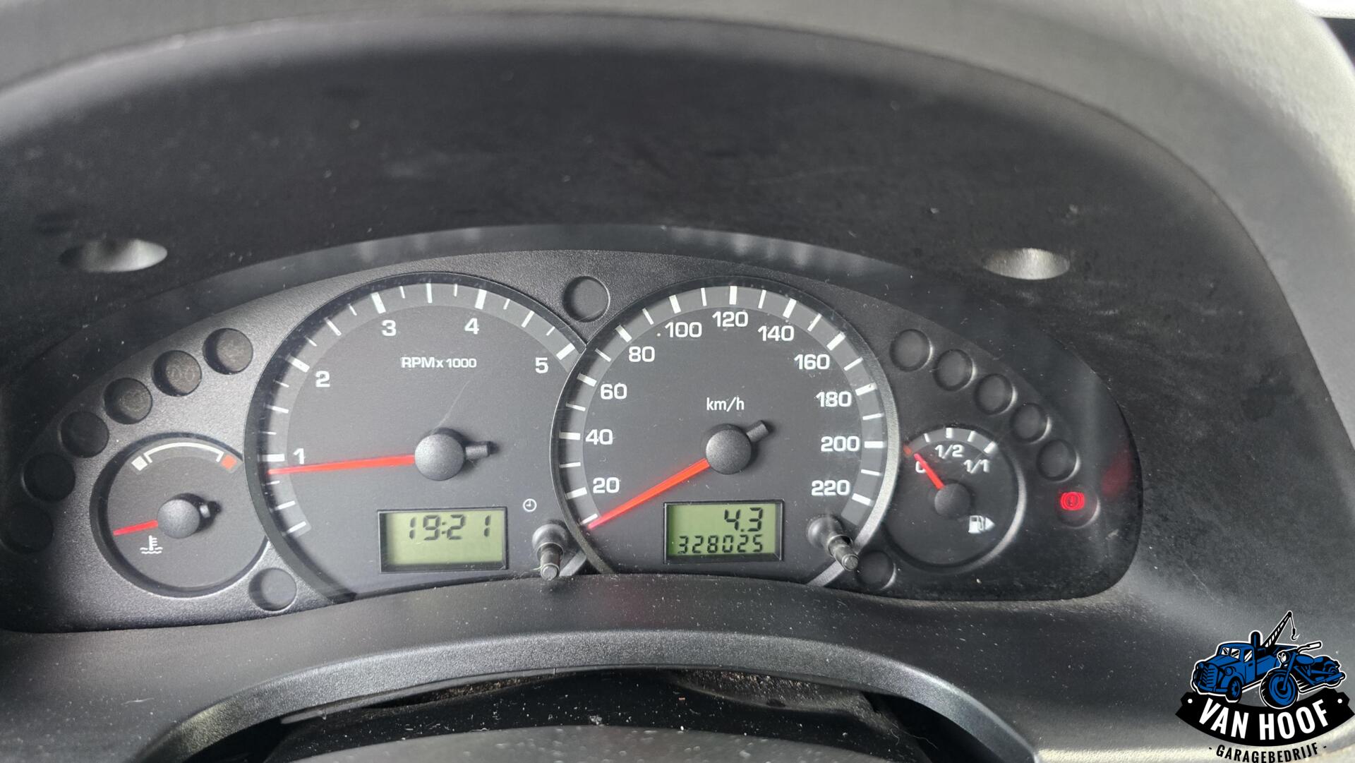 Foto van Ford Transit Connect 230l HR Van 1.8td 66