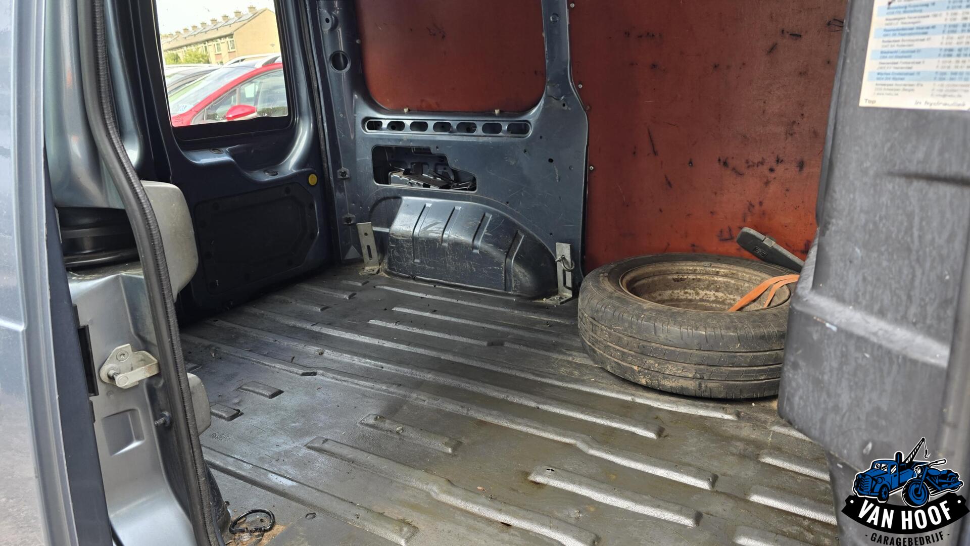 Foto van Ford Transit Connect 230l HR Van 1.8td 66