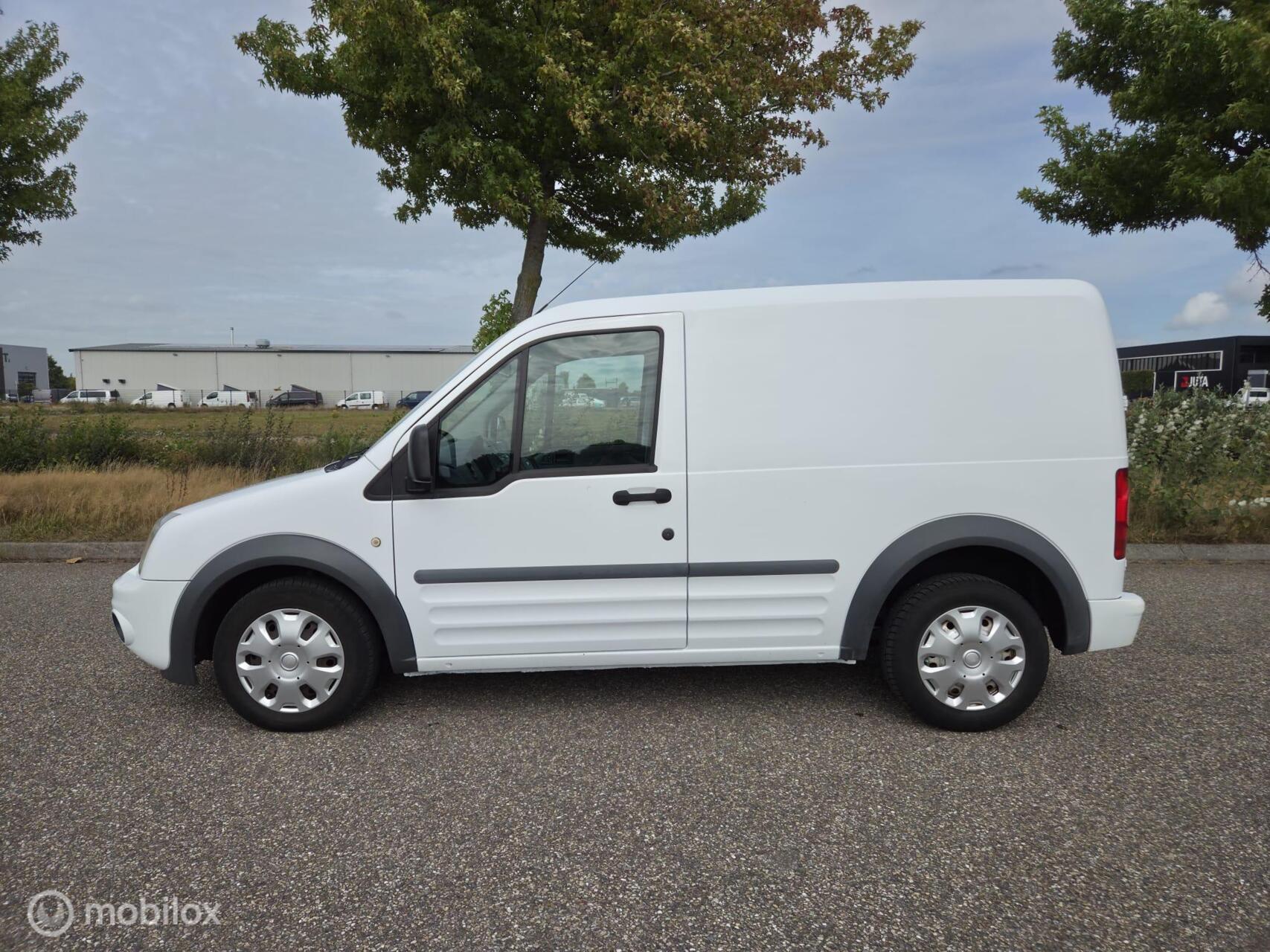 Foto van Ford Transit Connect T200s Van 90dpf