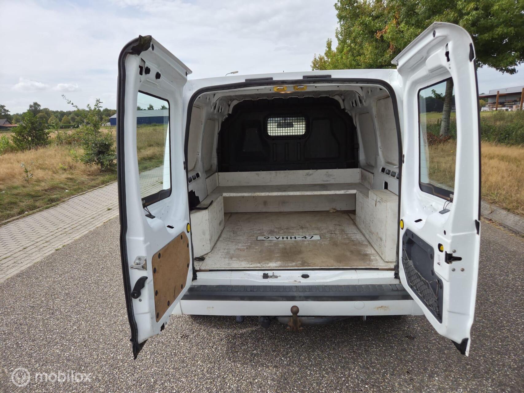 Foto van Ford Transit Connect T200s Van 90dpf