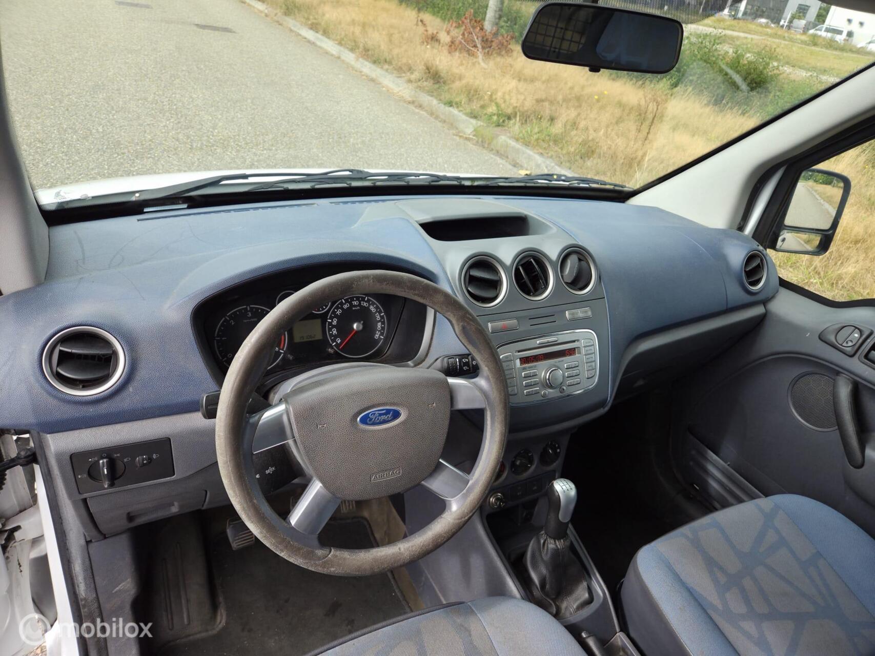 Foto van Ford Transit Connect T200s Van 90dpf