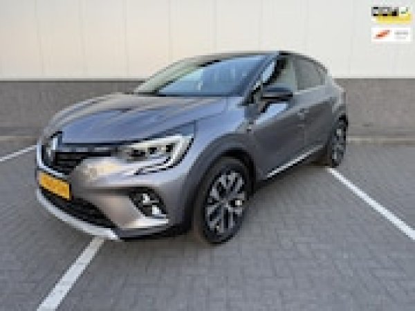 Renault Captur 1.6 E-Tech full hybrid 145 techno 2023 - voorkant