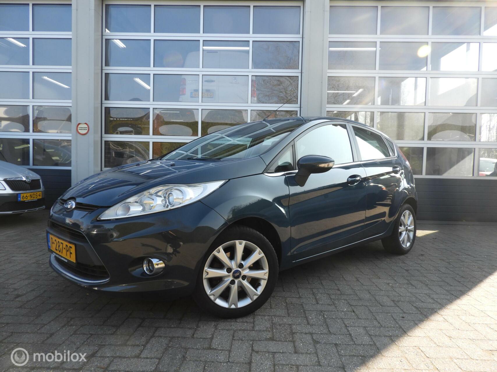 Ford Fiesta 1.6 TDCi Ghia 2009 - voorkant
