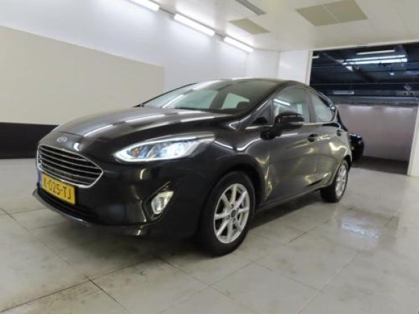 Ford Fiesta 1.0 EcoBoost Titanium 2021 - voorkant