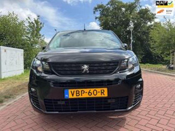 Foto van Peugeot Partner