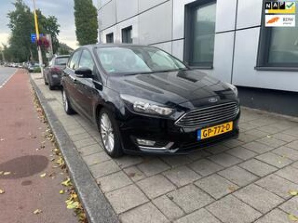 Ford Focus 1.0 Titanium Edition 2015 - voorkant
