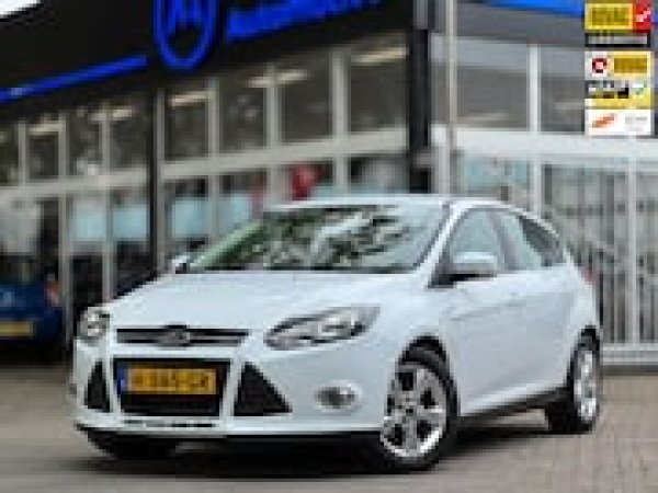 Ford Focus 1.0 EcoBoost Ambiente 2013 - voorkant