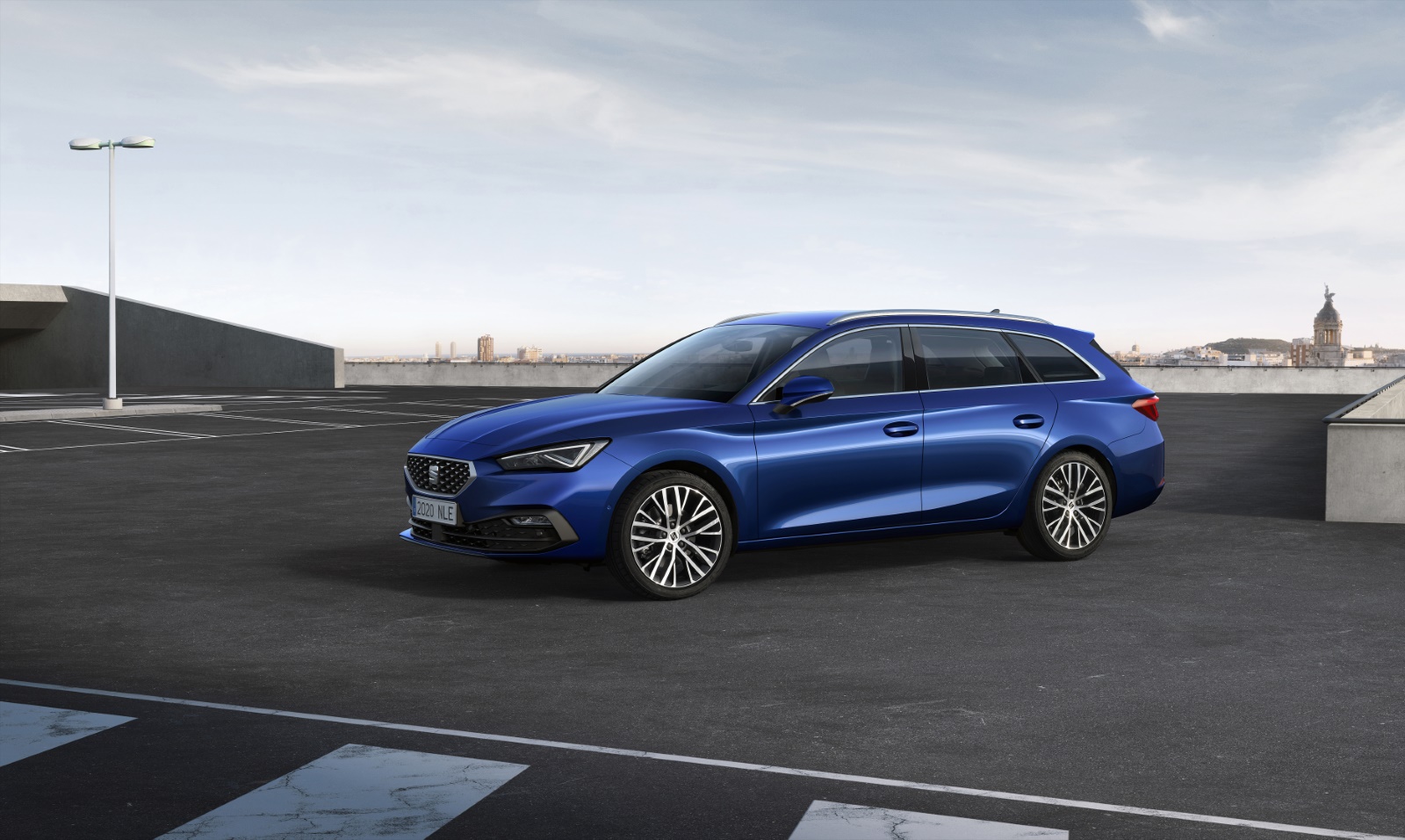 Seat Leon Sportstourer 1.5 eTSI FR Bns Int 2024 - voorkant