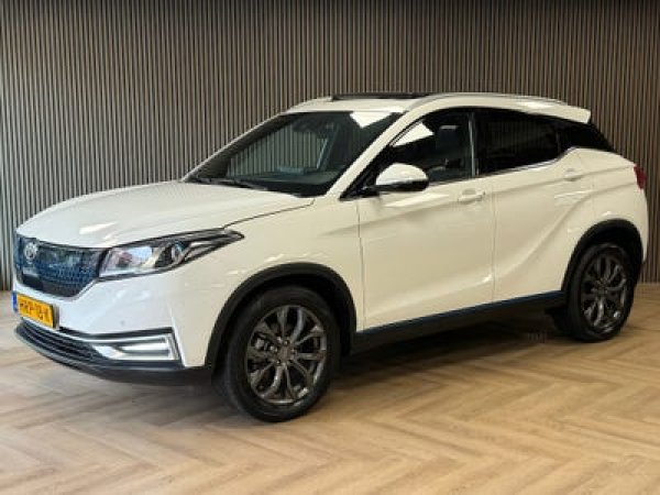 Seres 3 52kWh 2022 - voorkant